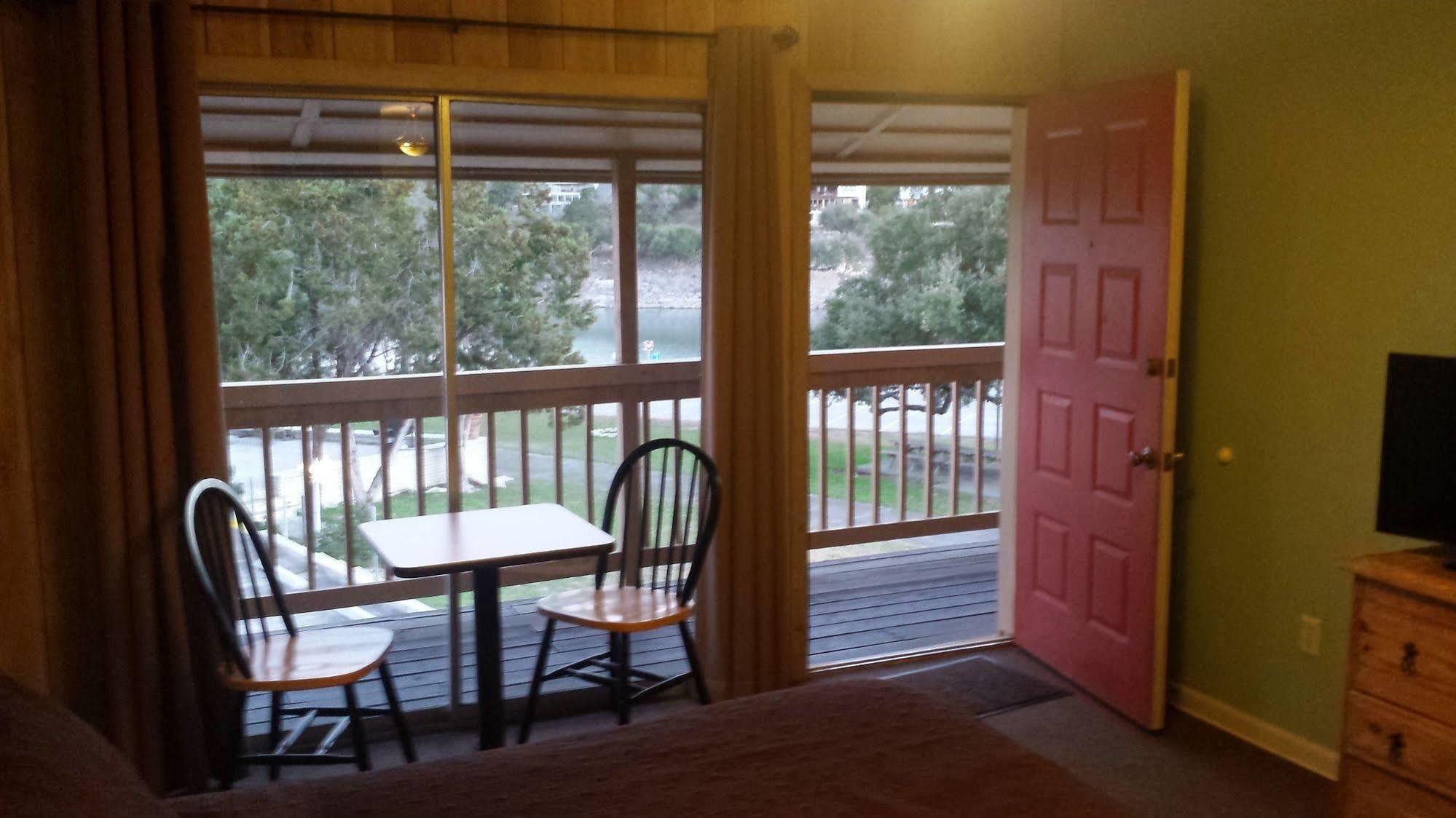 At Turkey Cove Lodge Canyon Lake